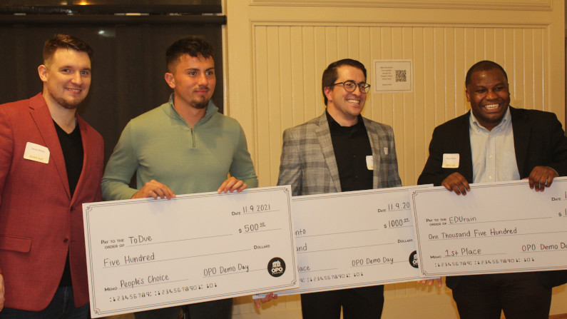 $3800 Awarded at OPO Startups Pitch Competition